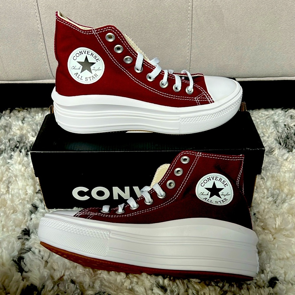 Converse Platforms Chuck Taylor HI Dark Beet Root.